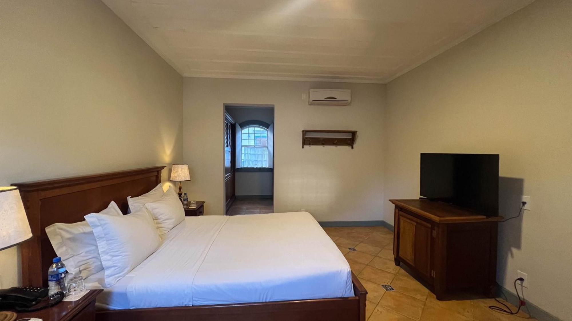 Vila Angatu Eco Resort Spa 산타 크루스 카브랄리아 외부 사진