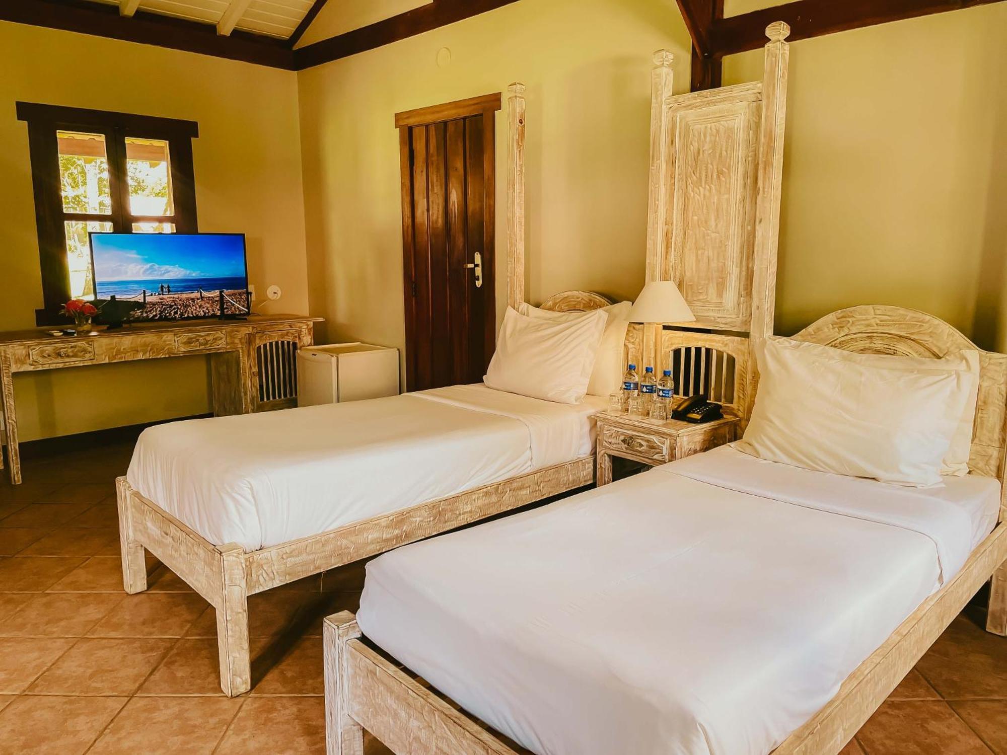 Vila Angatu Eco Resort Spa 산타 크루스 카브랄리아 외부 사진