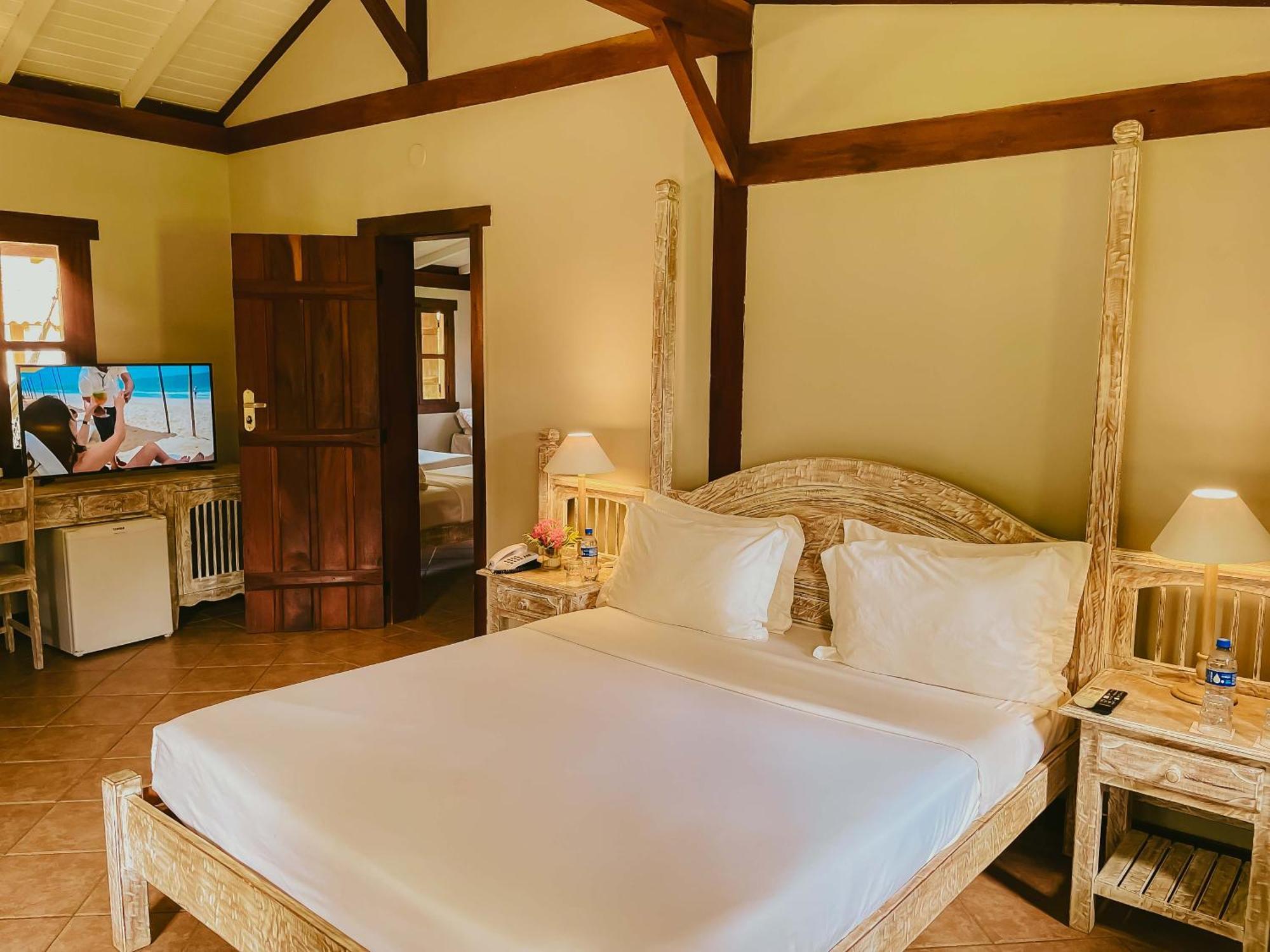 Vila Angatu Eco Resort Spa 산타 크루스 카브랄리아 외부 사진