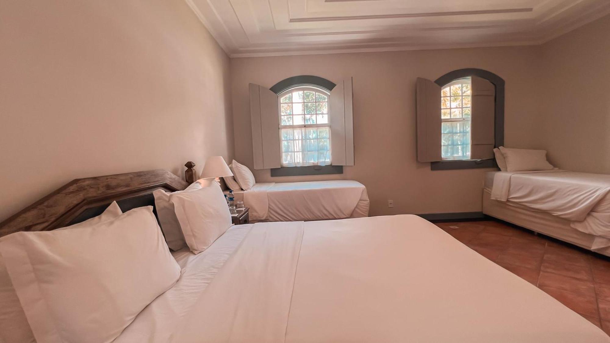 Vila Angatu Eco Resort Spa 산타 크루스 카브랄리아 외부 사진