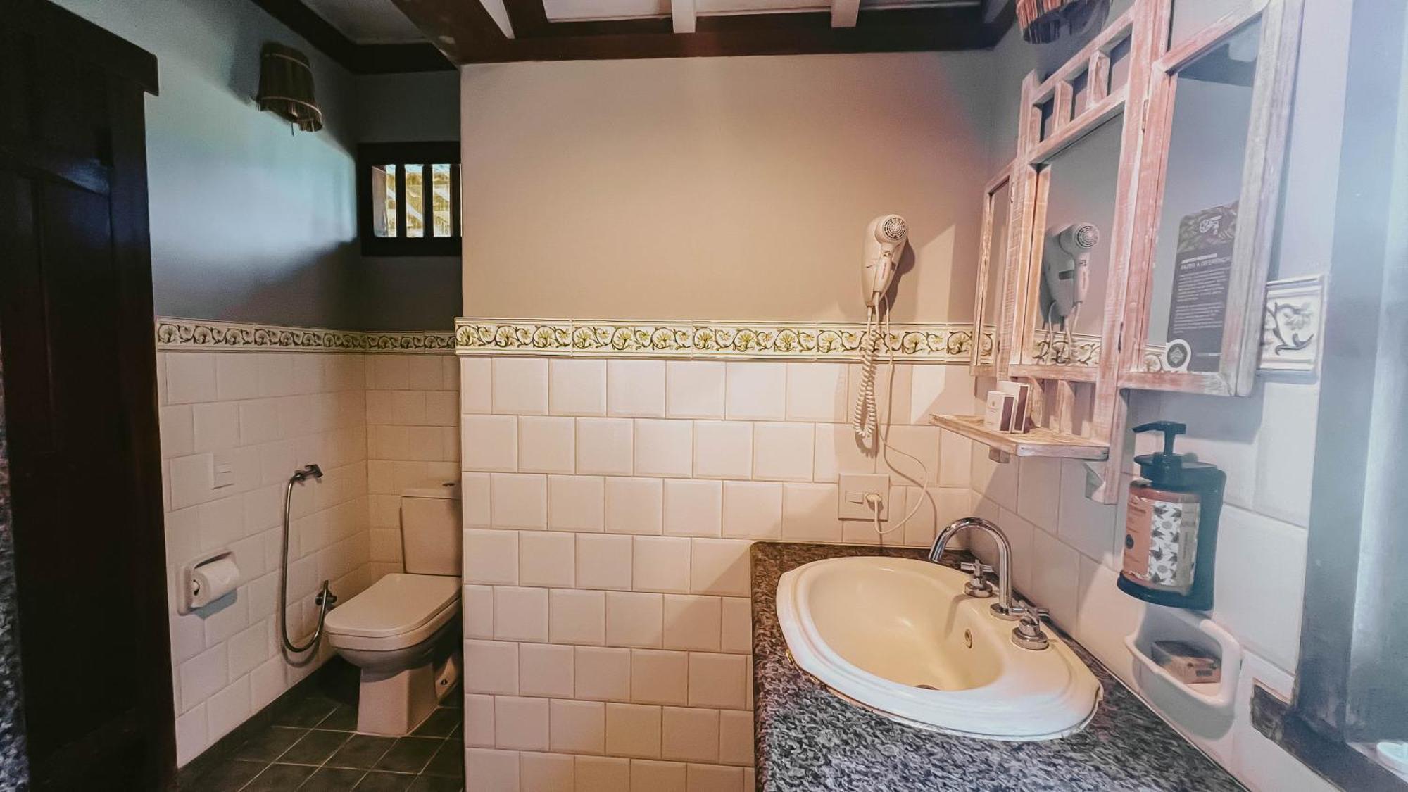 Vila Angatu Eco Resort Spa 산타 크루스 카브랄리아 외부 사진